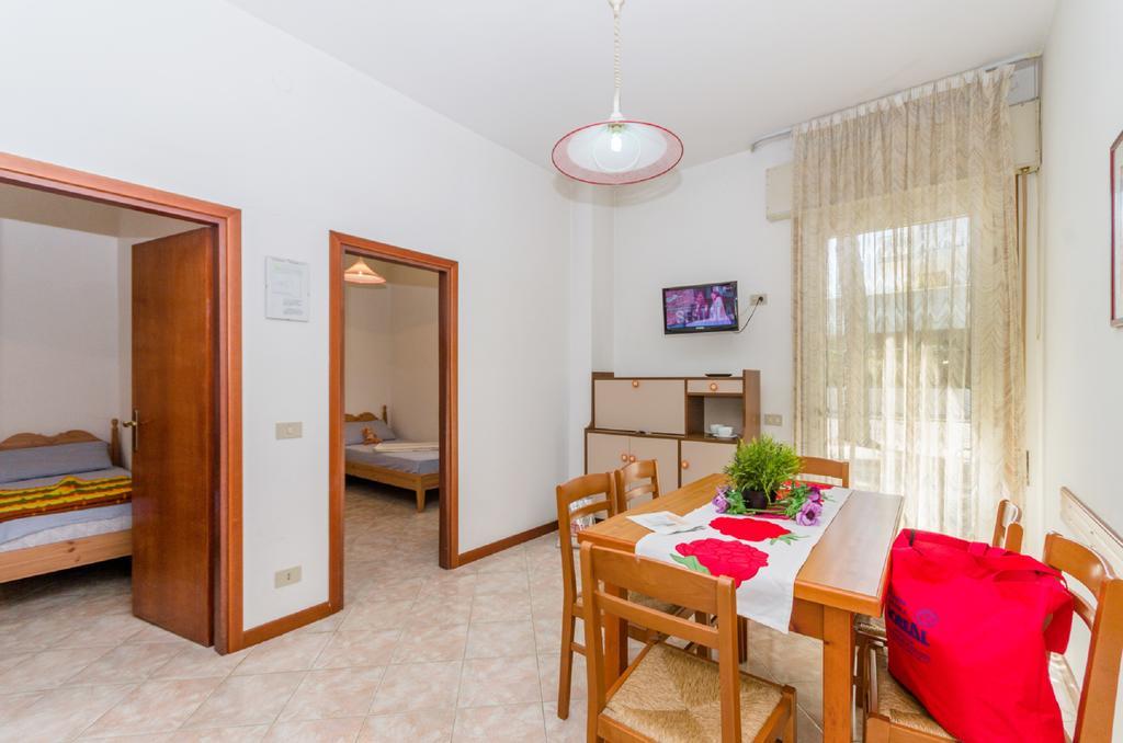 Condominio Brionetta Bibione Eksteriør billede