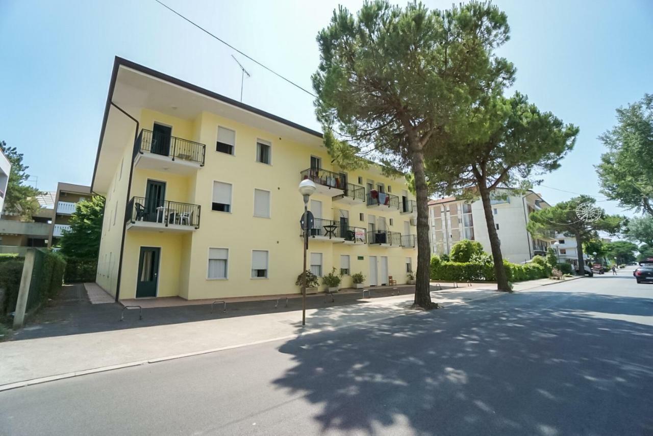 Condominio Brionetta Bibione Eksteriør billede